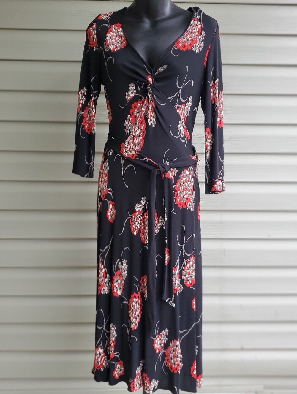 Vintage Laundry By Shelli Segal Black Sexy Midi Dress with Red Floral Print